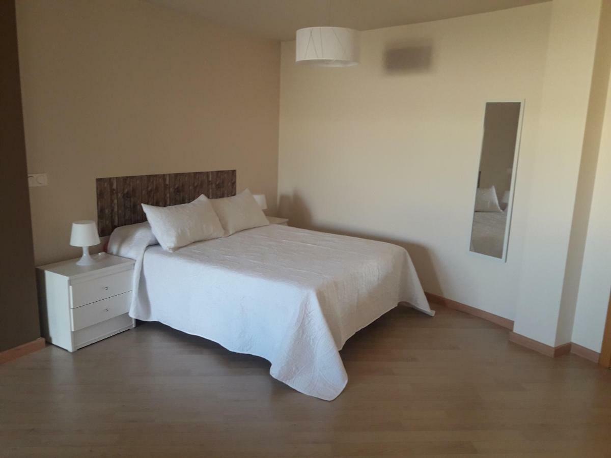 Apartamento Atico Apartment บัลเดเปญญาส ภายนอก รูปภาพ